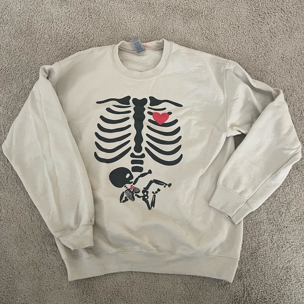 Pregnancy Reveal Sweatshirt - size M